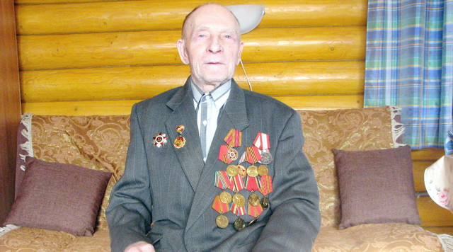 Рядовой Семен Колобков сражался за Родину